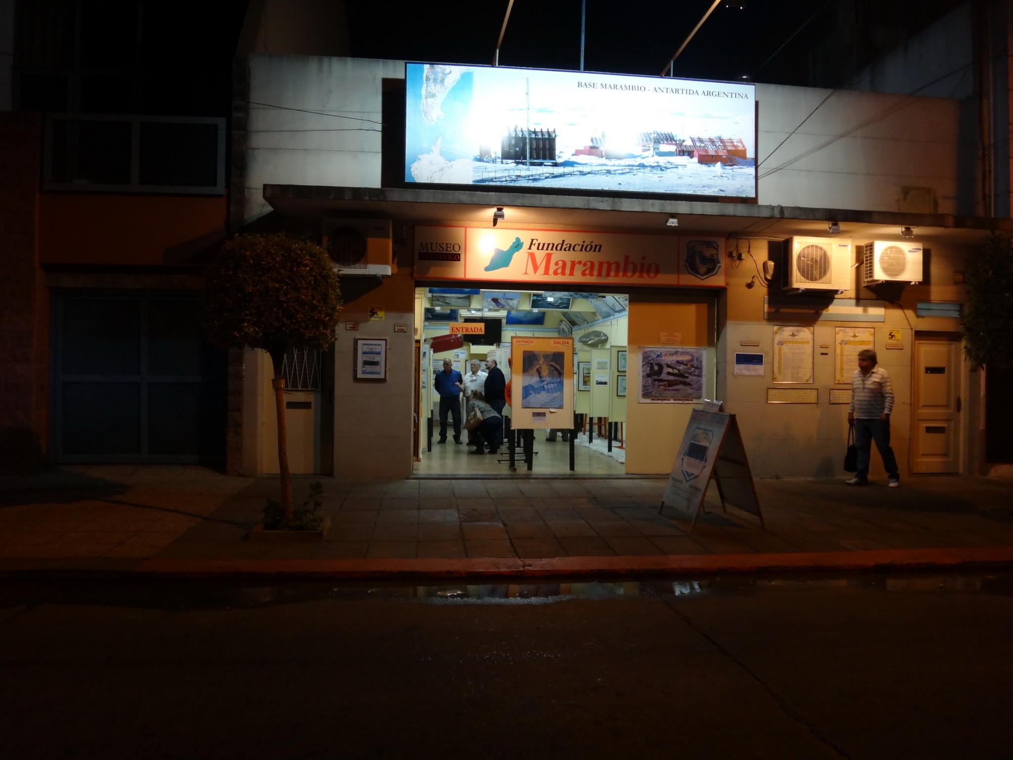nochemuseos2013_02.jpg
